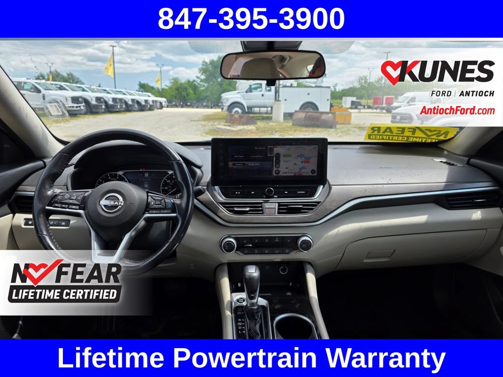 Used 2024 Nissan Altima 2.5 SV w/ SV Premium Package FWD image 19