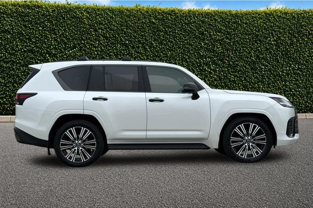 New 2026 Lexus LX 600 4WD w/ Appearance Package image 4