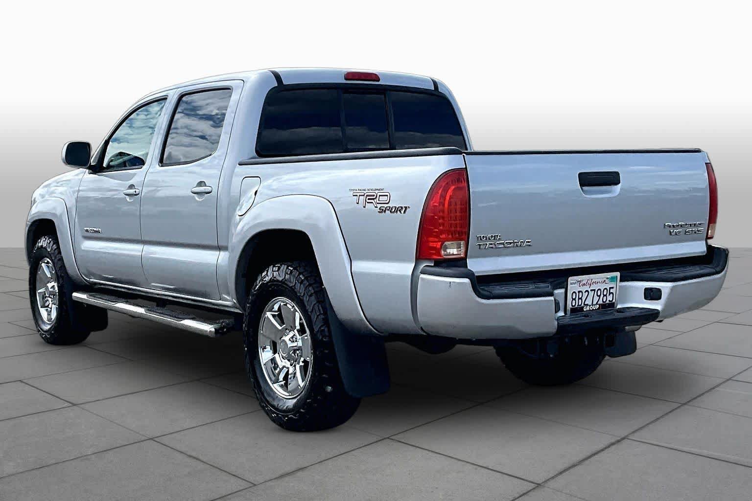 Used 2006 Toyota Tacoma PreRunner w/ TRD Sport Pkg #1 RWD image 11