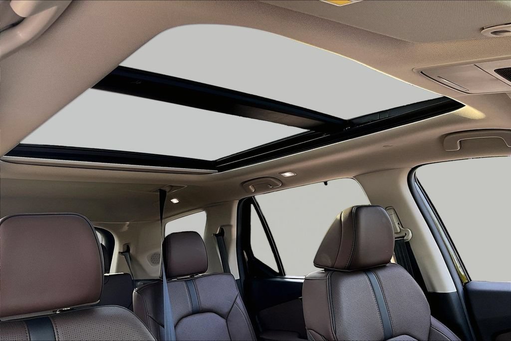 Used 2025 Honda Pilot Elite image 22