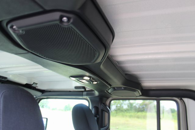 Used 2022 Jeep Gladiator Sport image 27