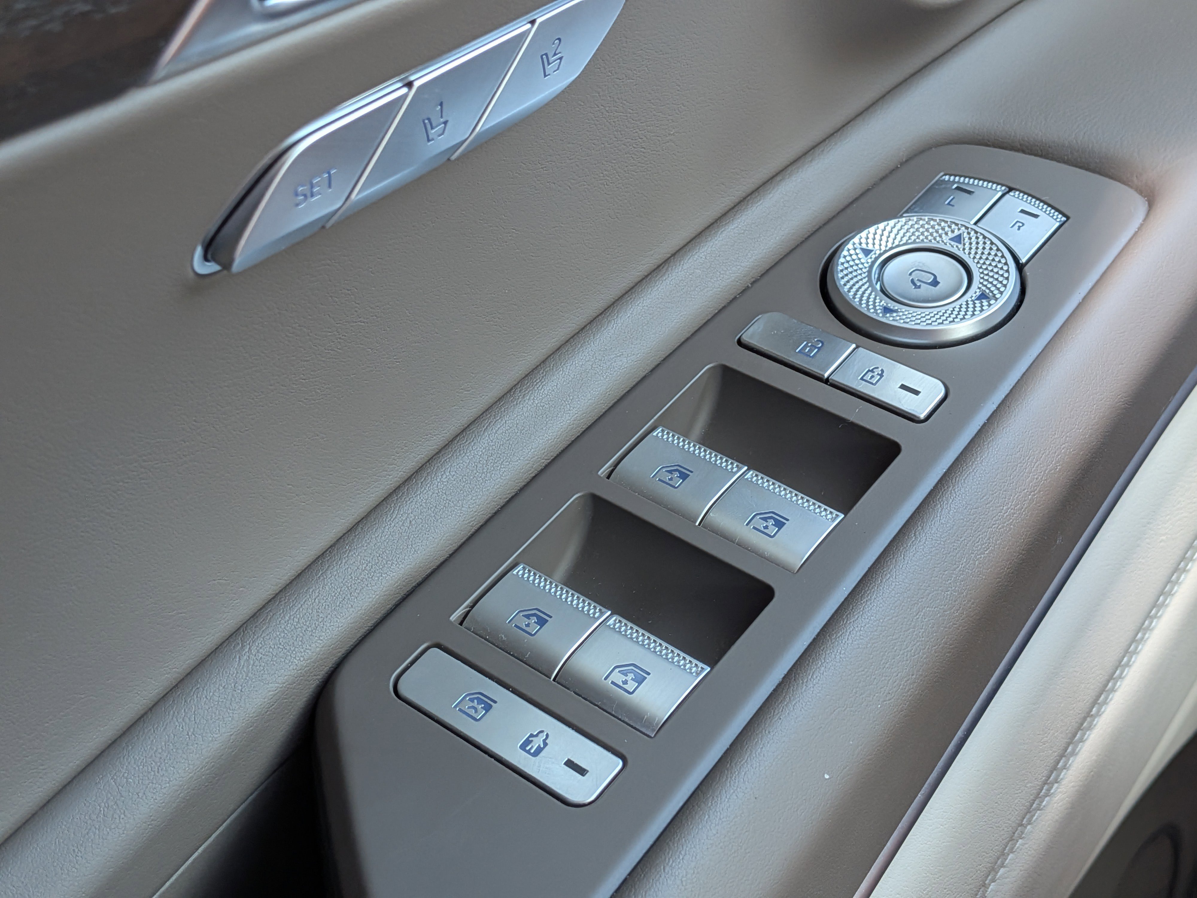 Used 2024 Genesis GV80 3.5T image 25