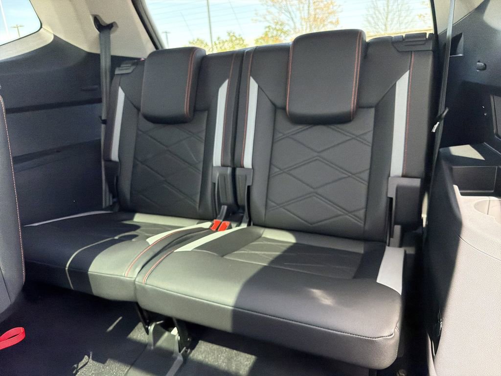 New 2026 Volkswagen Atlas Peak Edition image 15