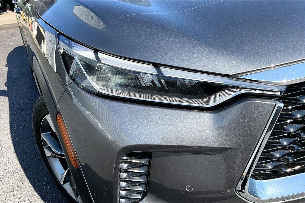 Used 2023 INFINITI QX60 Luxe image 32