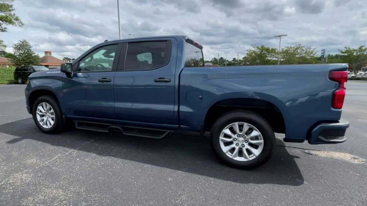 Used 2024 Chevrolet Silverado 1500 Custom RWD image 6