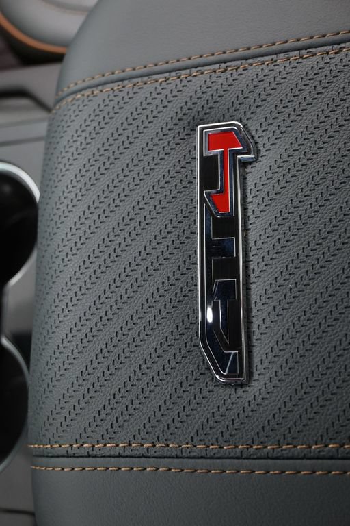 New 2026 GMC Yukon AT4 w/ AT4 Premium Package AWD/4WD image 48