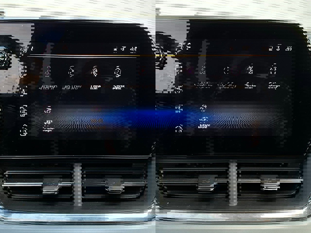 Used 2025 Chevrolet Trax LT image 27