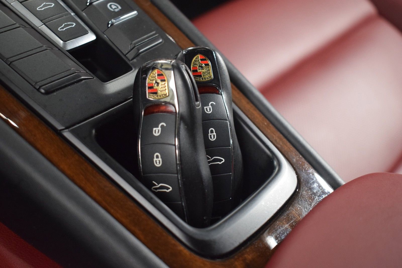 Used 2017 Porsche 911 Carrera S RWD image 38