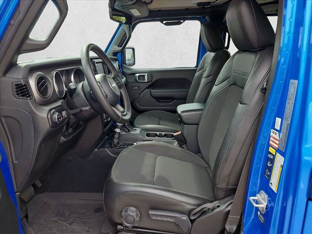 Used 2023 Jeep Gladiator Sport AWD/4WD image 14