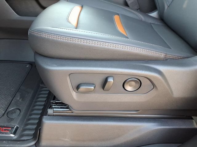 New 2026 GMC Sierra 2500 AT4 w/ AT4 Premium Plus Package AWD/4WD image 14