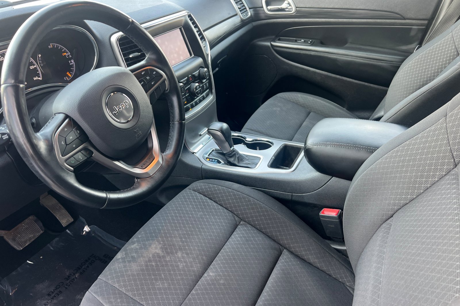 Used 2019 Jeep Grand Cherokee Laredo image 10