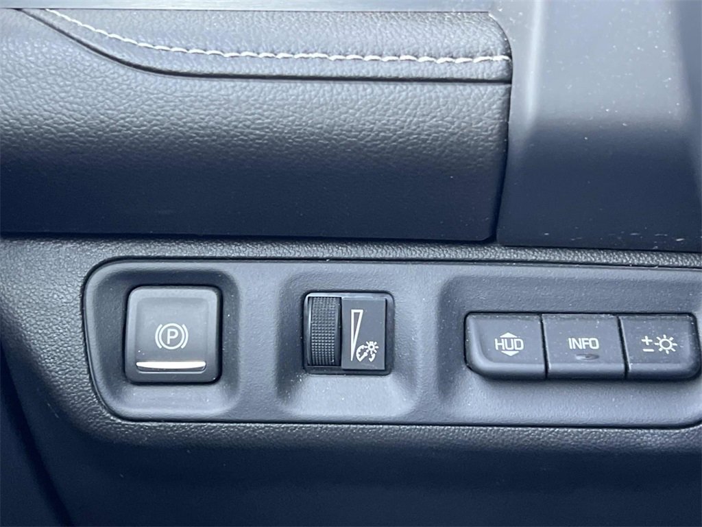 Certified 2023 GMC Acadia SLT w/ Technology Package image 26