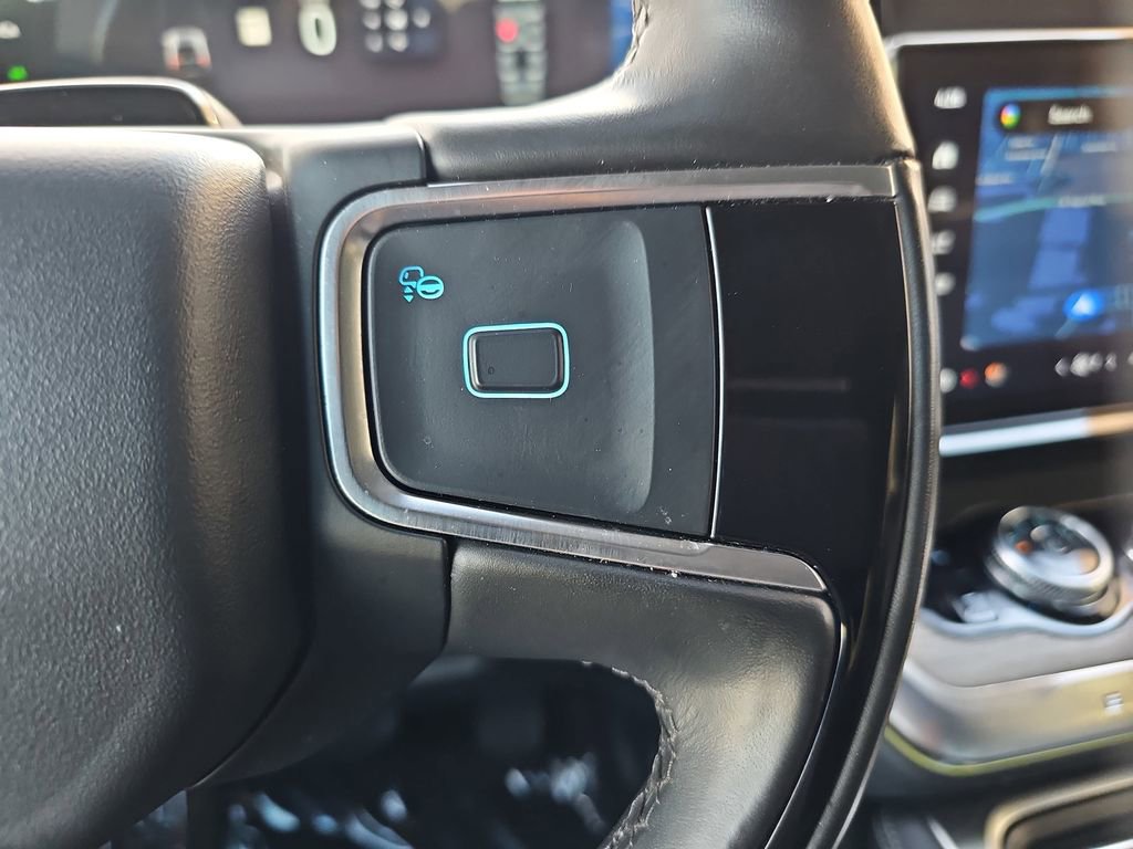 Used 2025 Ford Expedition Platinum w/ Driver's Package image 12