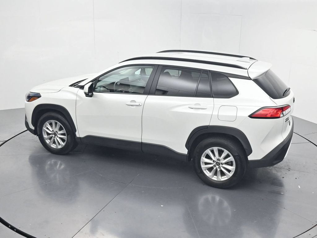 Used 2022 Toyota Corolla Cross LE w/ Black Badges Package (TMS) AWD/4WD image 47