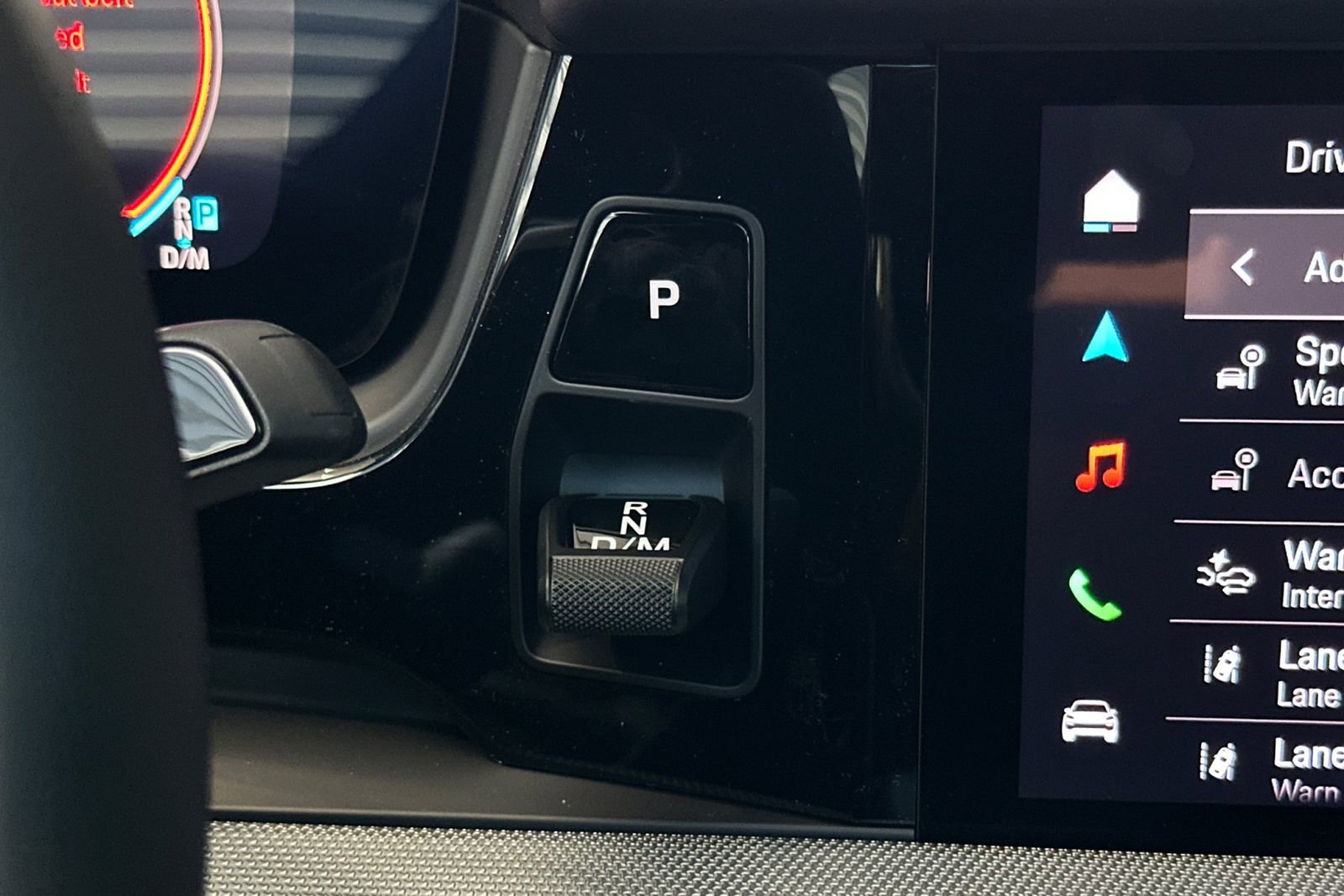 New 2025 Porsche Cayenne Coupe image 28