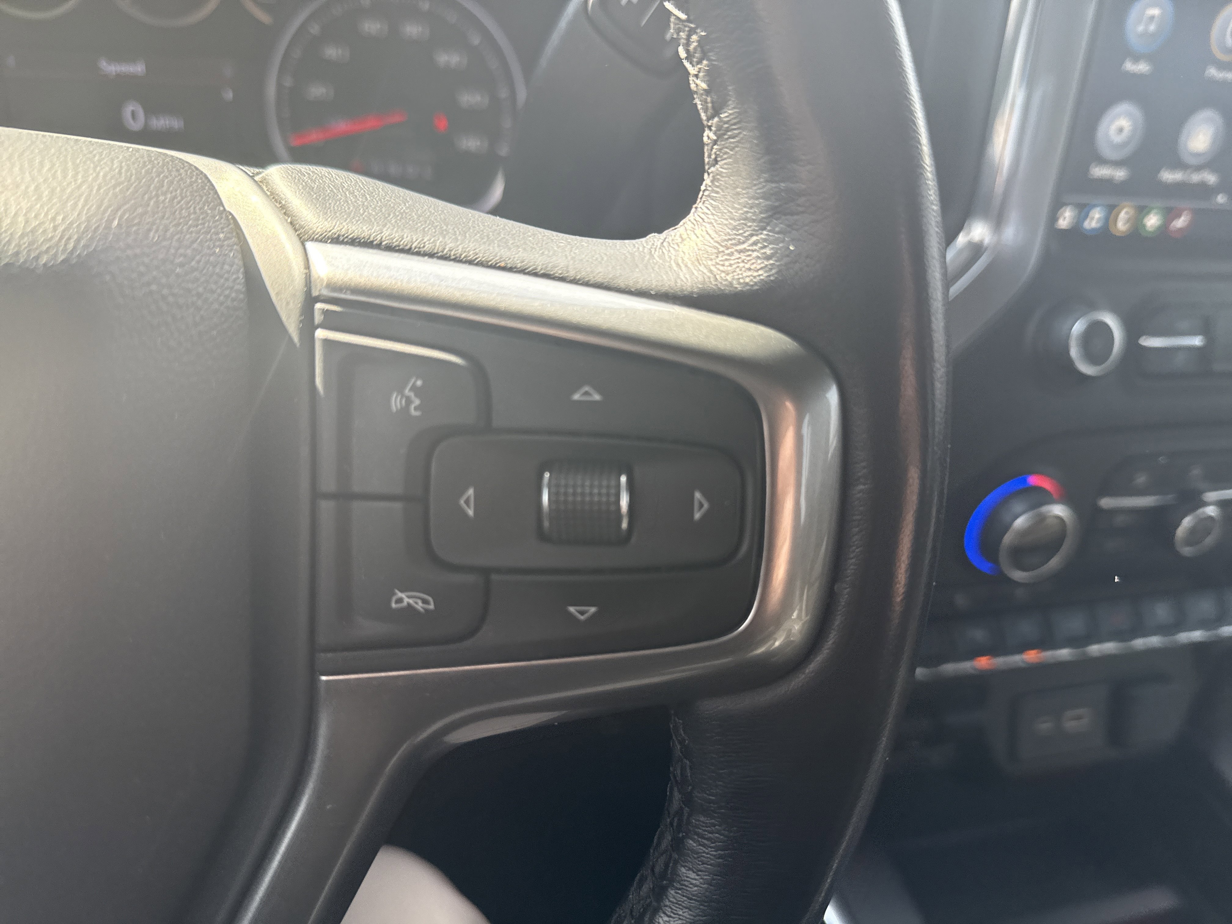 Used 2020 Chevrolet Silverado 1500 RST w/ All-Star Edition image 21