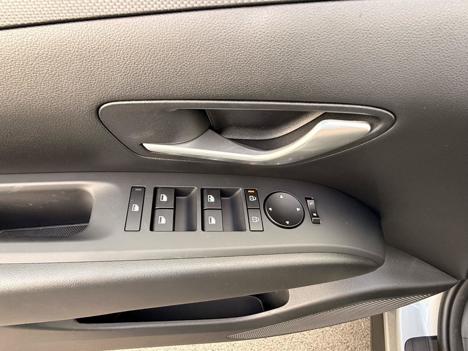 New 2026 Hyundai Tucson SE FWD image 11