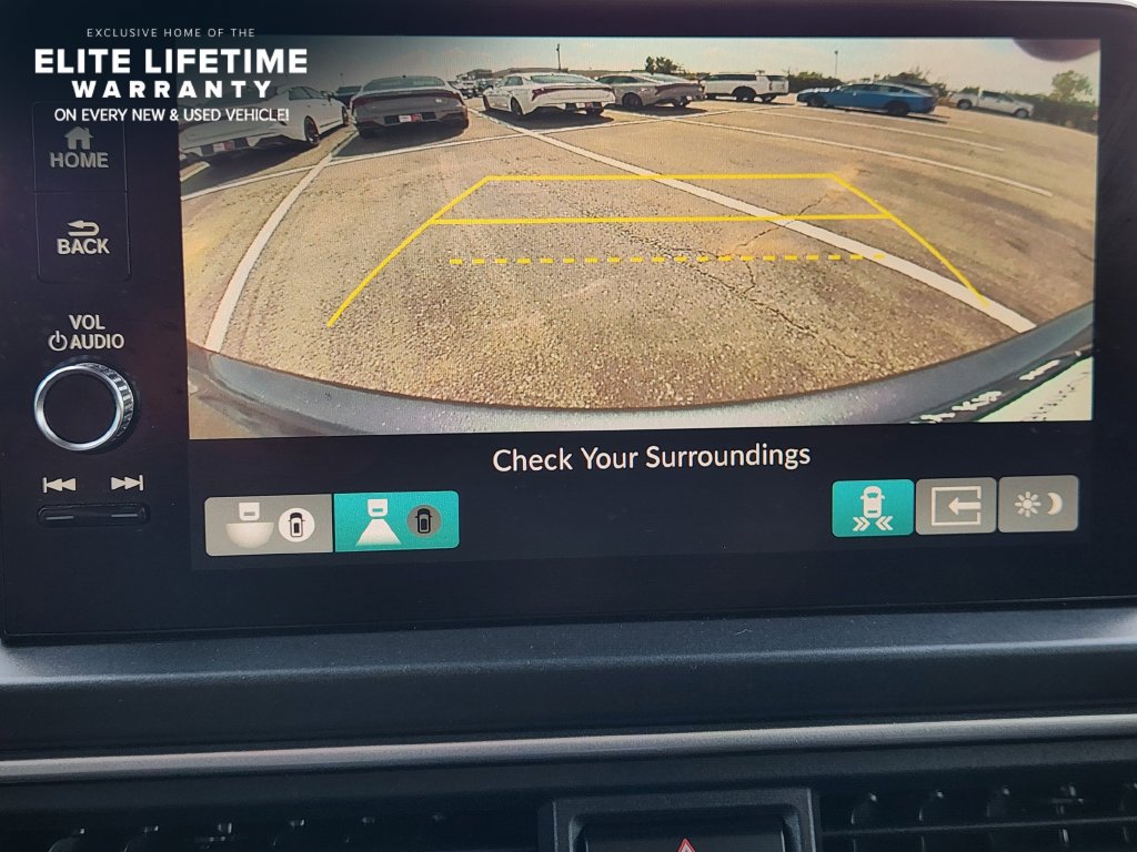 Used 2024 Honda Pilot Elite image 18