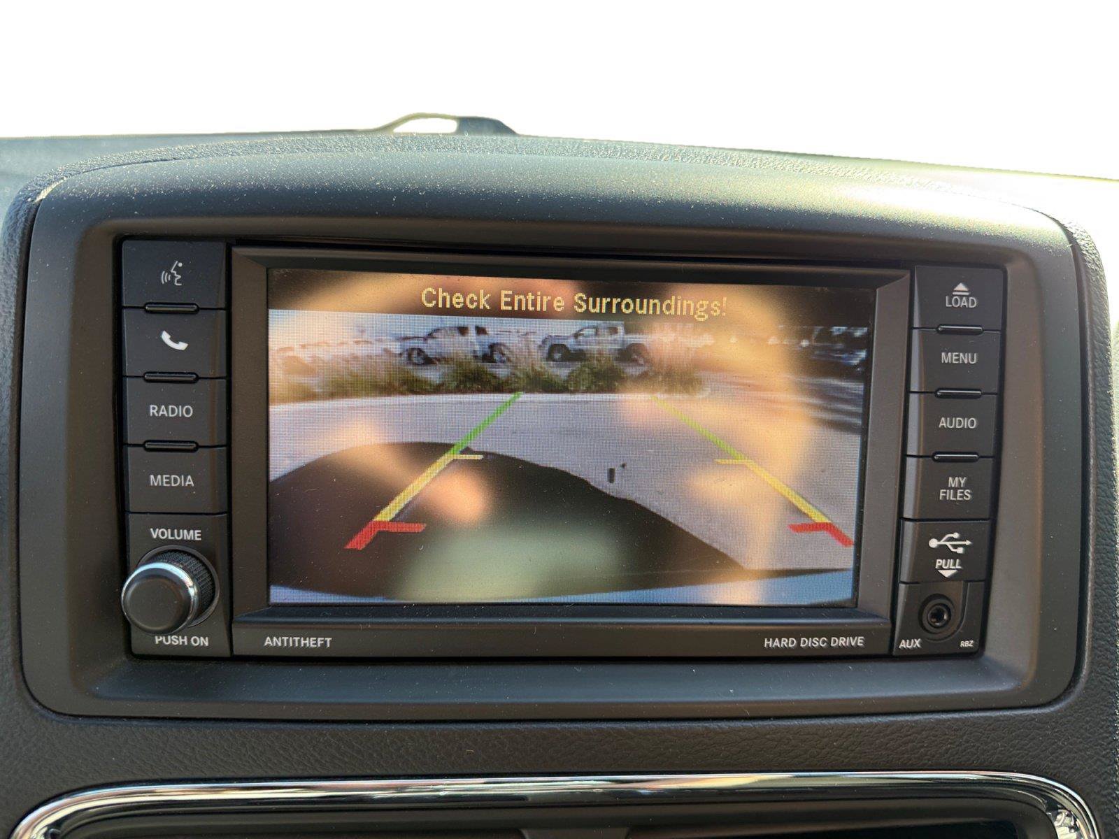 Used 2016 Dodge Grand Caravan SXT FWD image 15