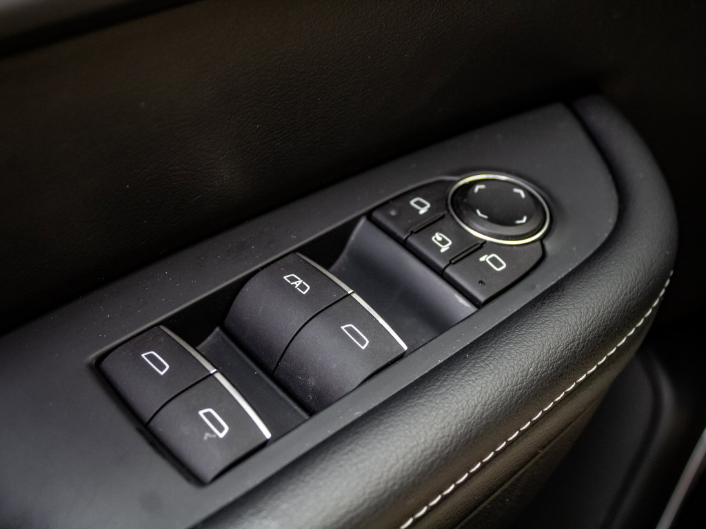 Used 2025 Buick Enclave Avenir w/ Trailering Package, 5000 lbs. image 42