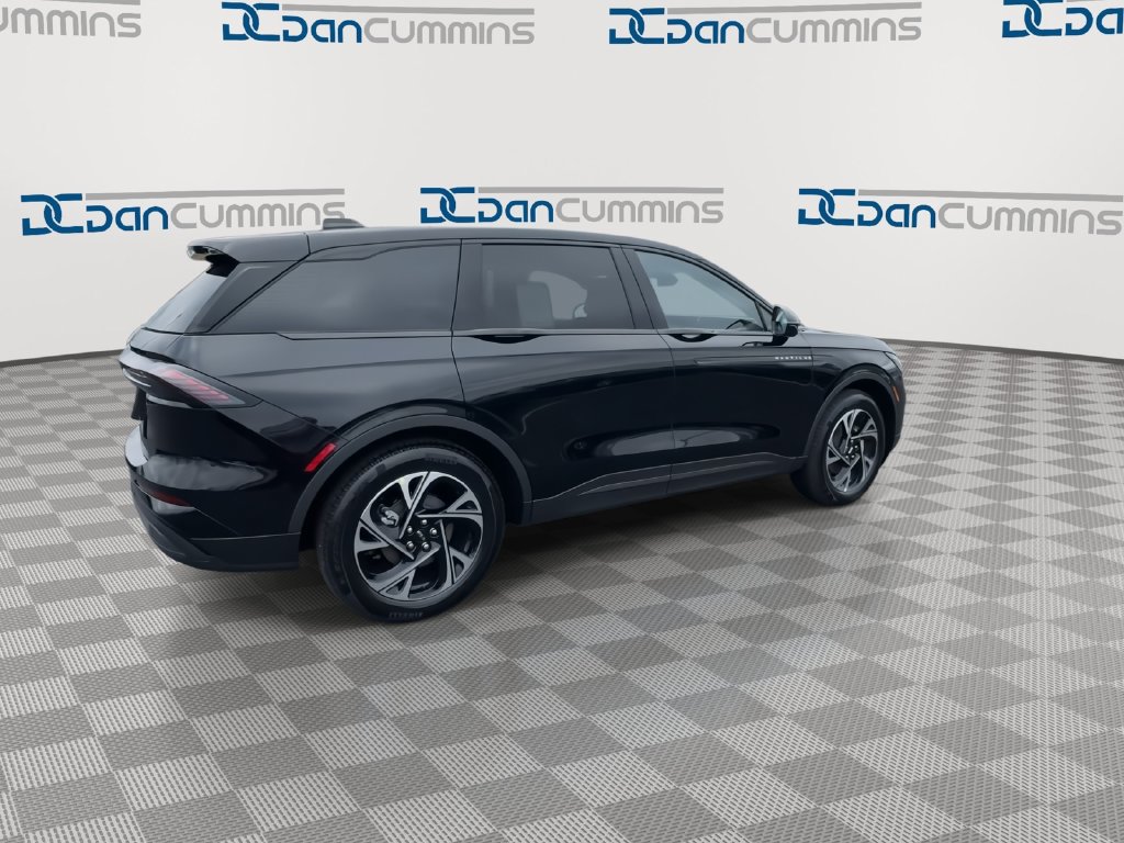 New 2026 Lincoln Nautilus Premier w/ Equipment Group 102A AWD/4WD image 8