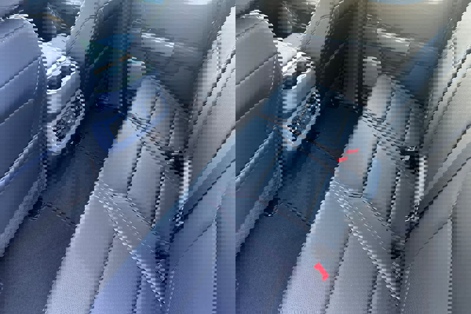 New 2025 Ford F350 Lariat w/ Lariat Ultimate Package image 4