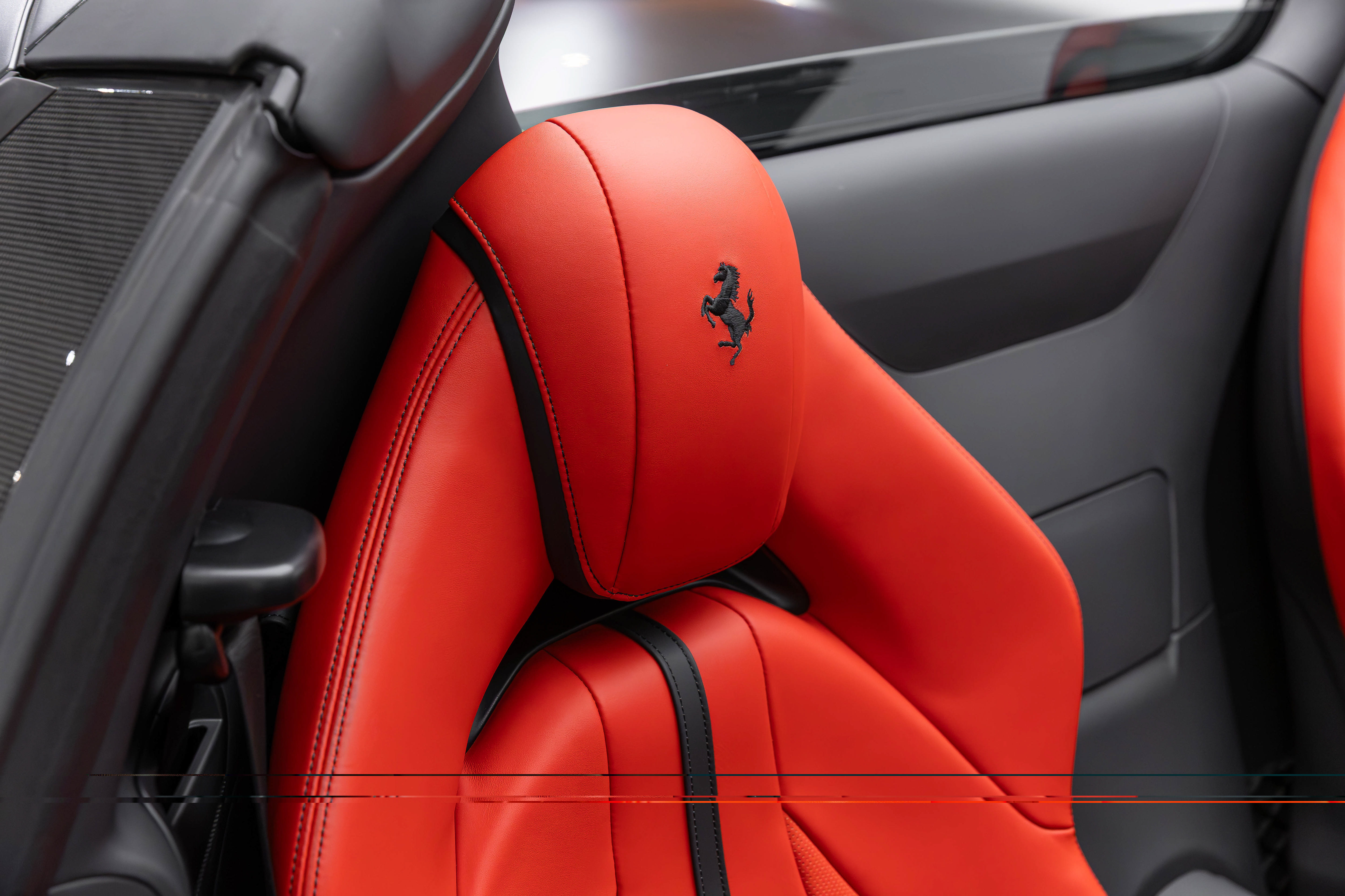 Certified 2023 Ferrari 812 GTS RWD image 55