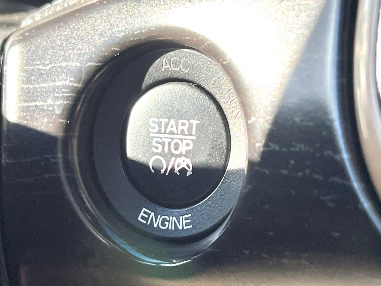 Used 2015 Jeep Grand Cherokee Altitude image 21
