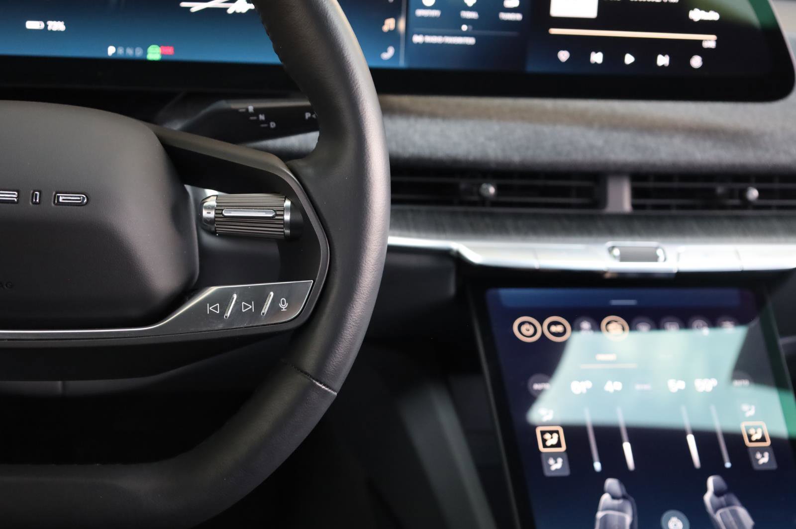 Used 2023 Lucid Air Pure AWD/4WD image 34
