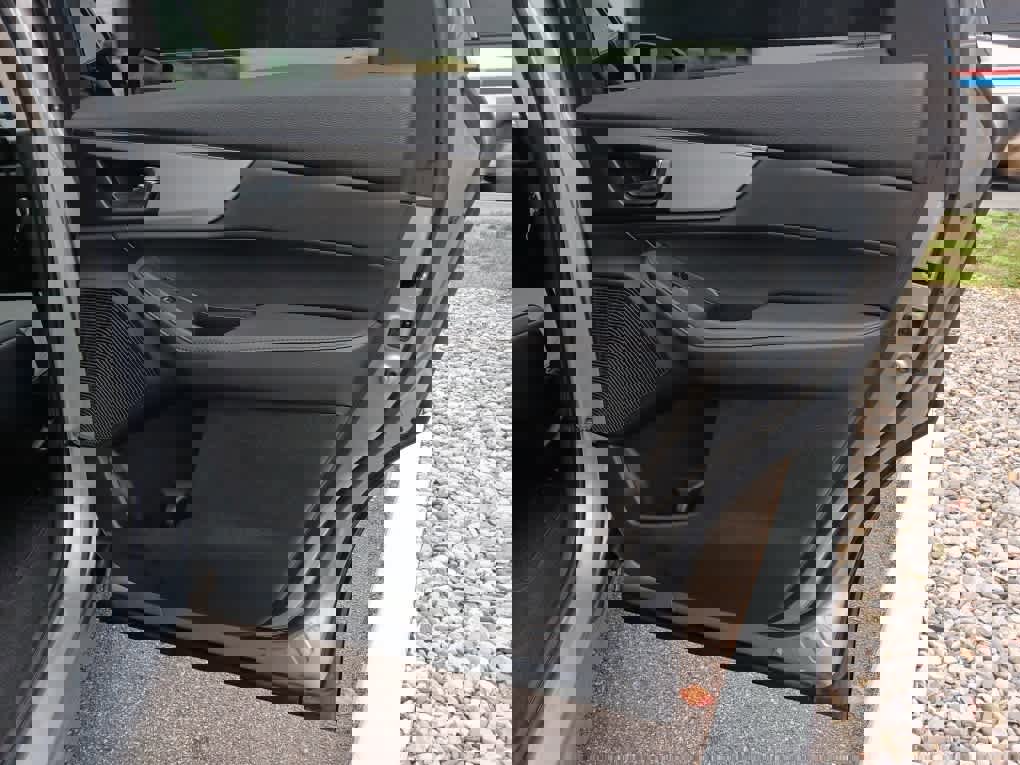 Used 2023 Acura MDX SH-AWD image 36