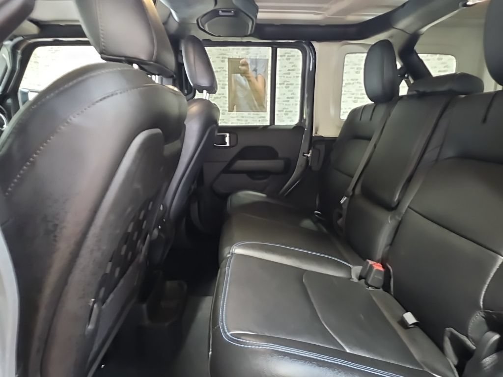 Used 2022 Jeep Wrangler Unlimited Rubicon 4xe AWD/4WD image 13