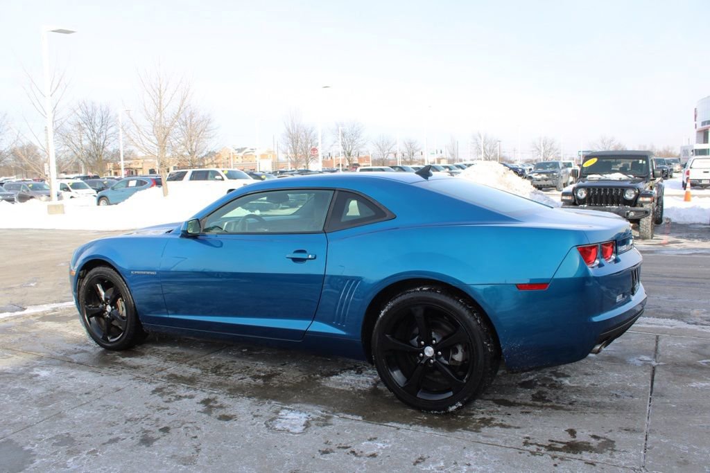 Used 2010 Chevrolet Camaro LS image 4