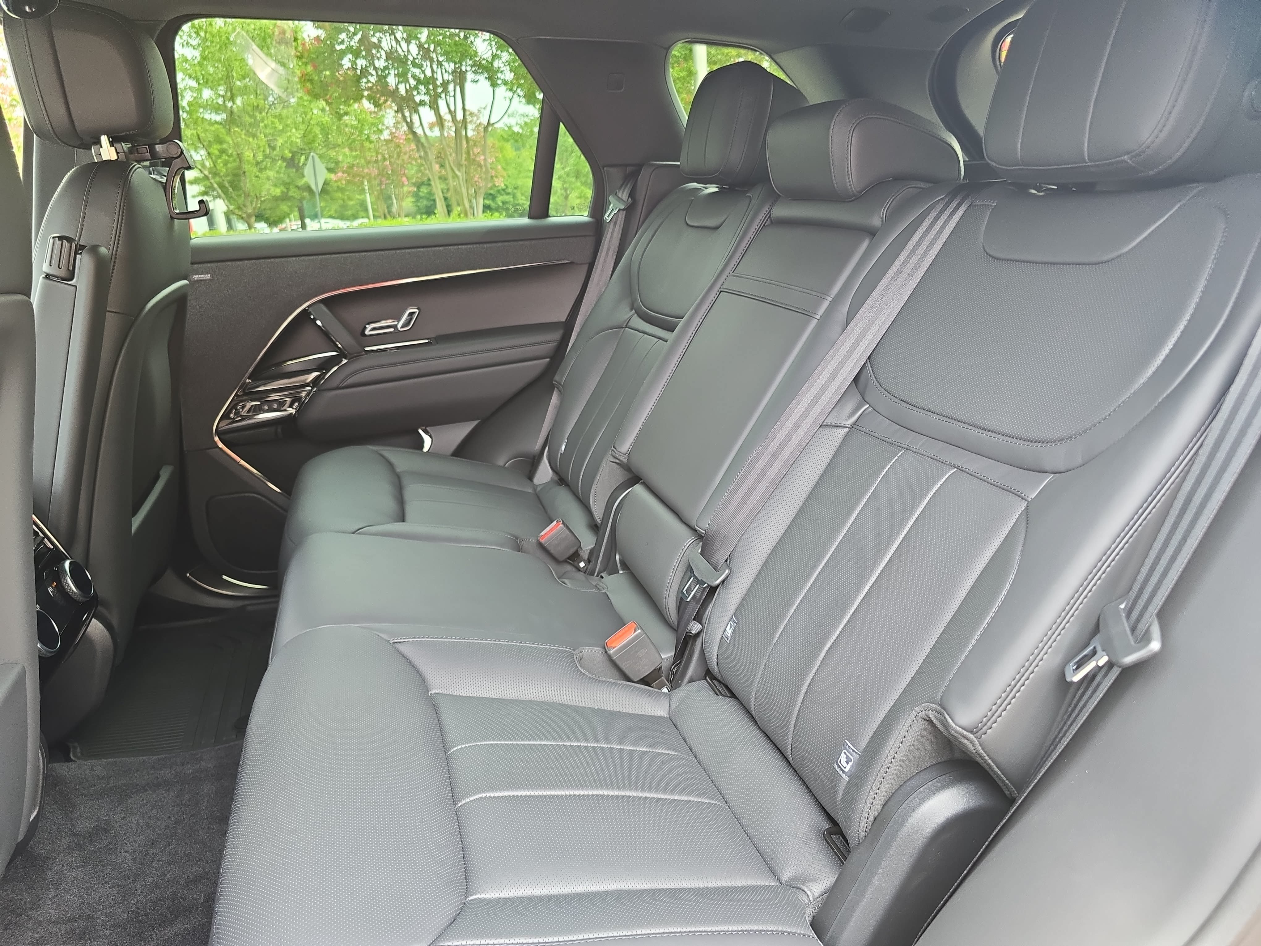 New 2026 Land Rover Range Rover Sport Dynamic SE AWD/4WD image 14