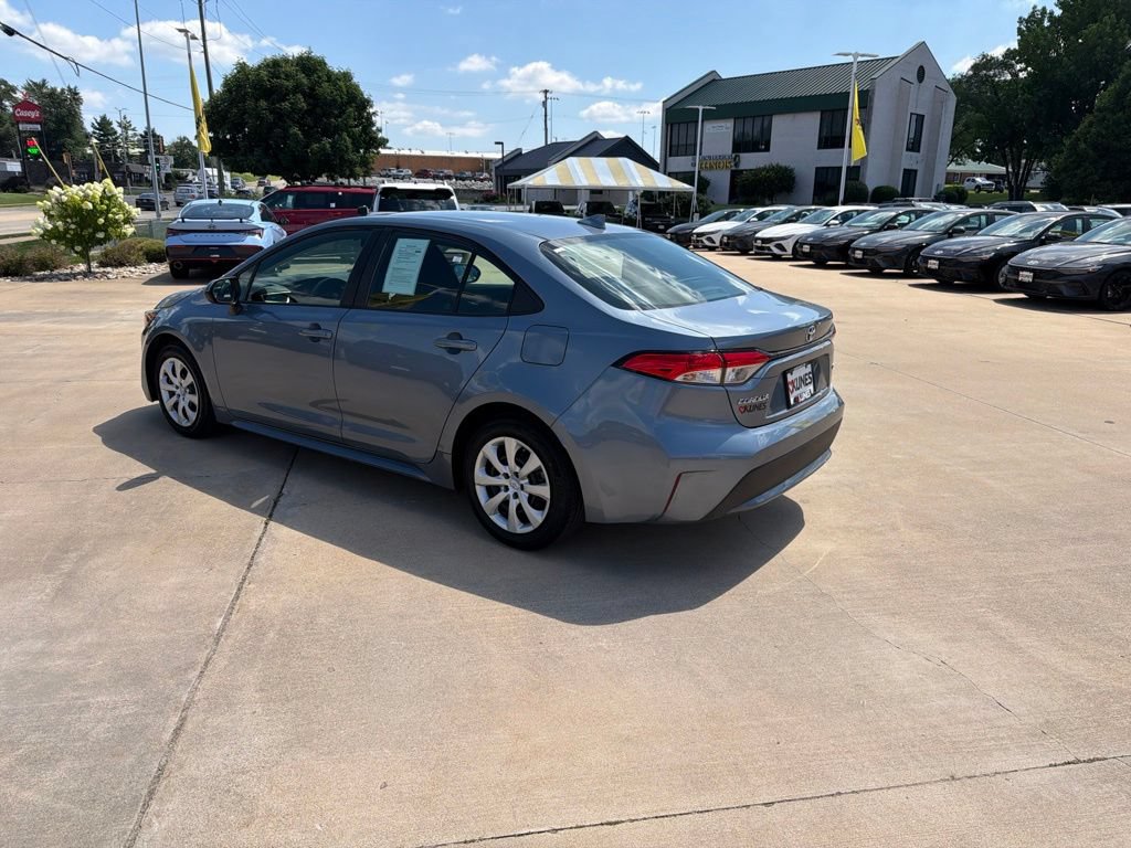 Used 2020 Toyota Corolla LE FWD image 8