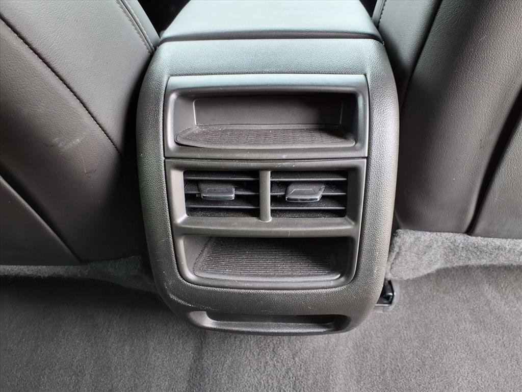 Certified 2025 Cadillac XT5 Premium Luxury image 14