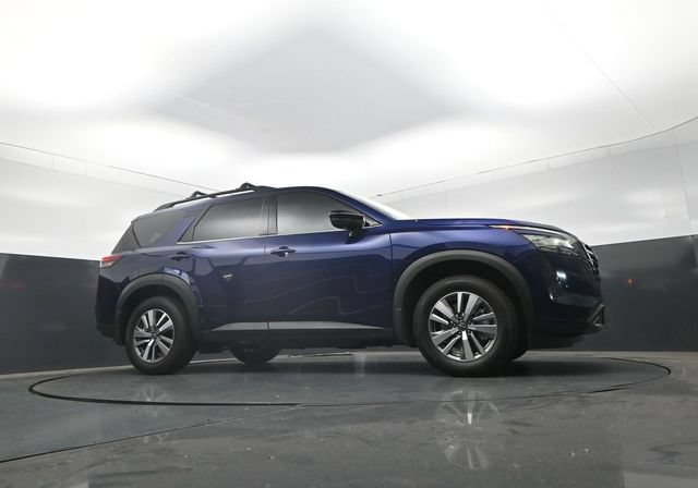 Used 2026 Nissan Pathfinder SL FWD image 28