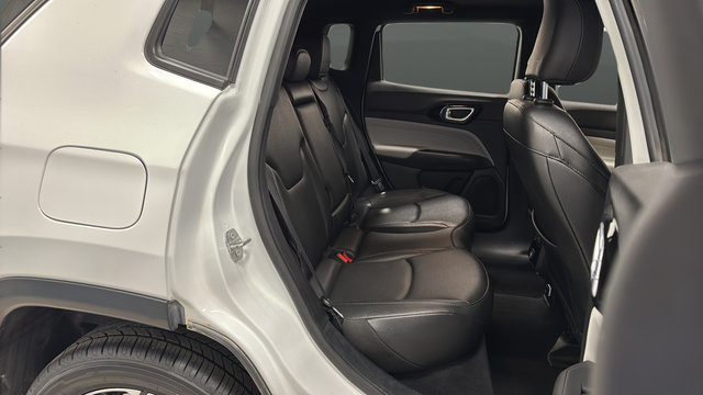 Certified 2025 Jeep Compass Limited AWD/4WD image 23