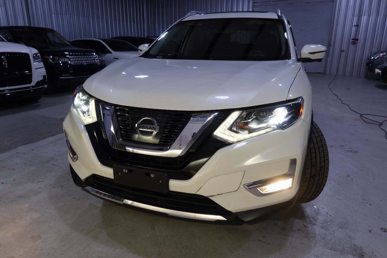 Used 2017 Nissan Rogue SL w/ SL Premium Package image 41