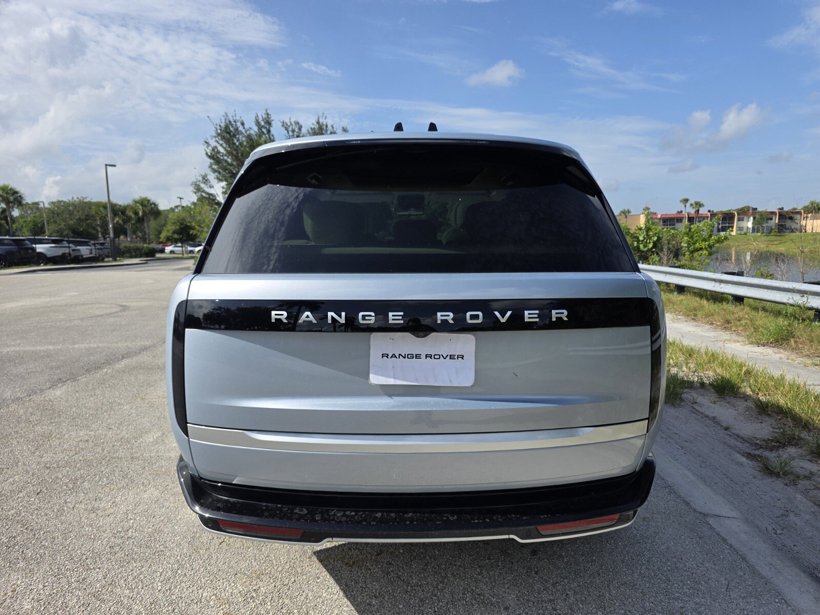 New 2026 Land Rover Range Rover Autobiography AWD/4WD image 6