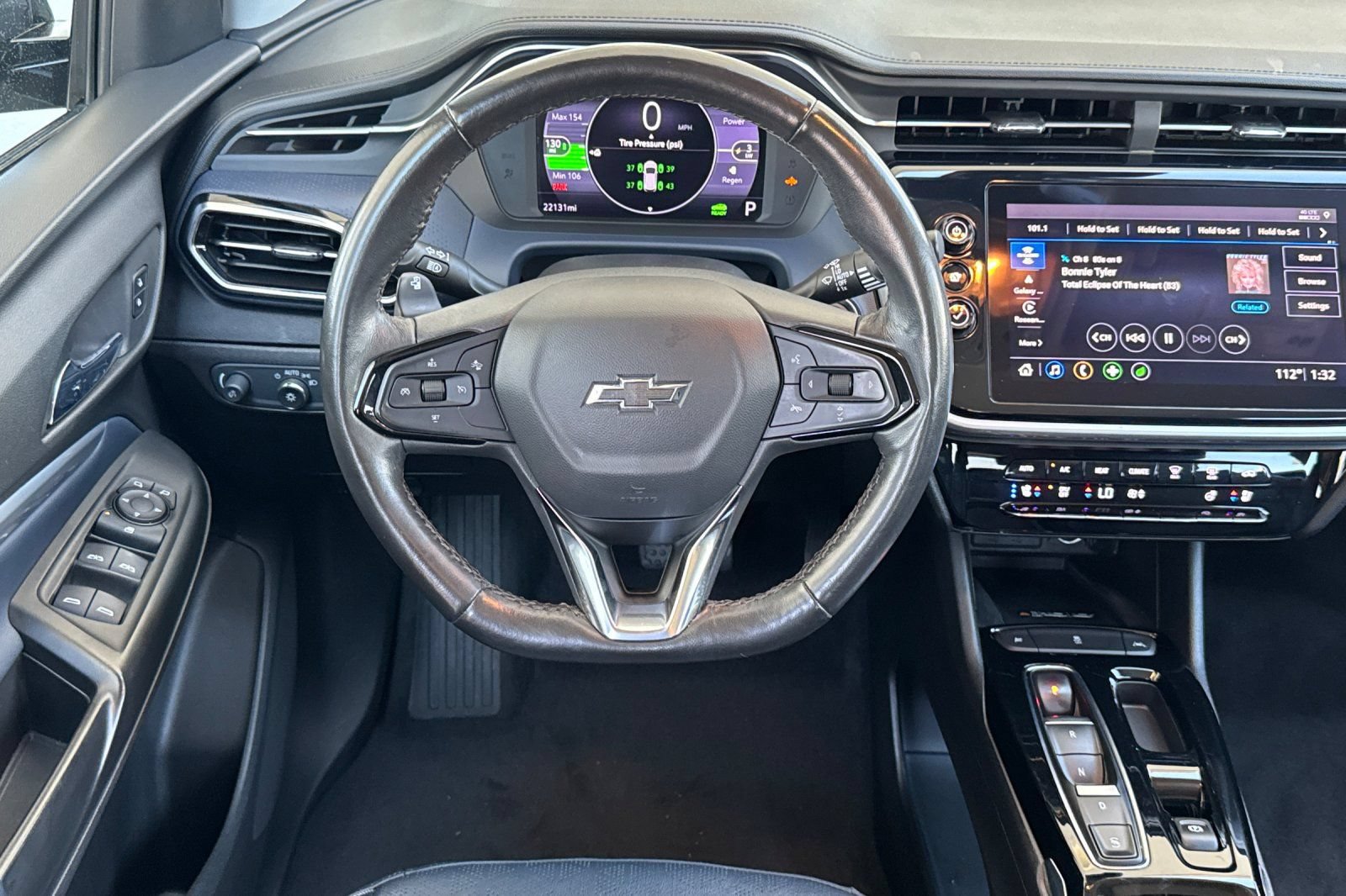 Used 2022 Chevrolet Bolt EUV Premier FWD image 14