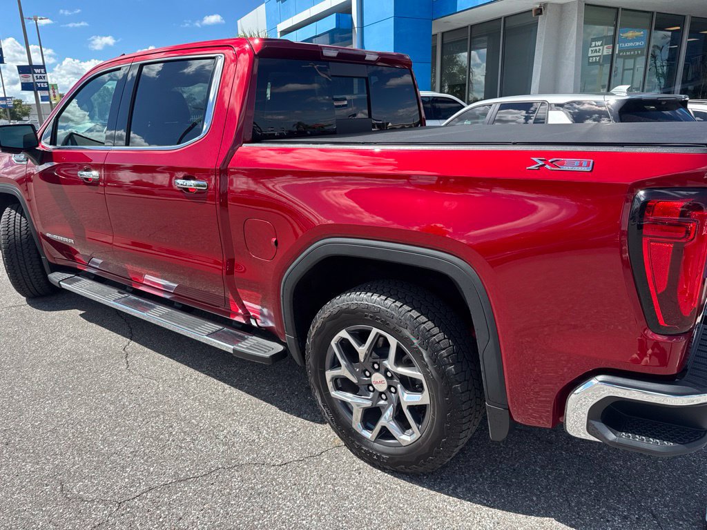 Used 2025 GMC Sierra 1500 SLT w/ SLT Premium Plus Package AWD/4WD image 7