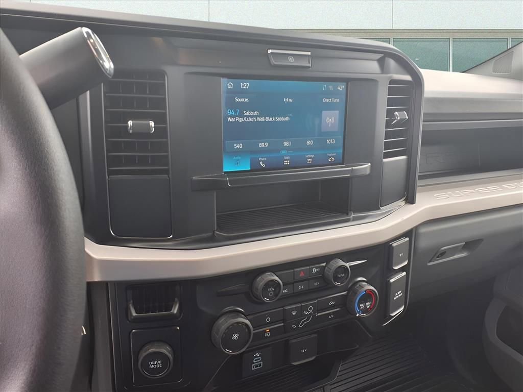 New 2026 Ford F550 2WD Regular Cab Super Duty image 4