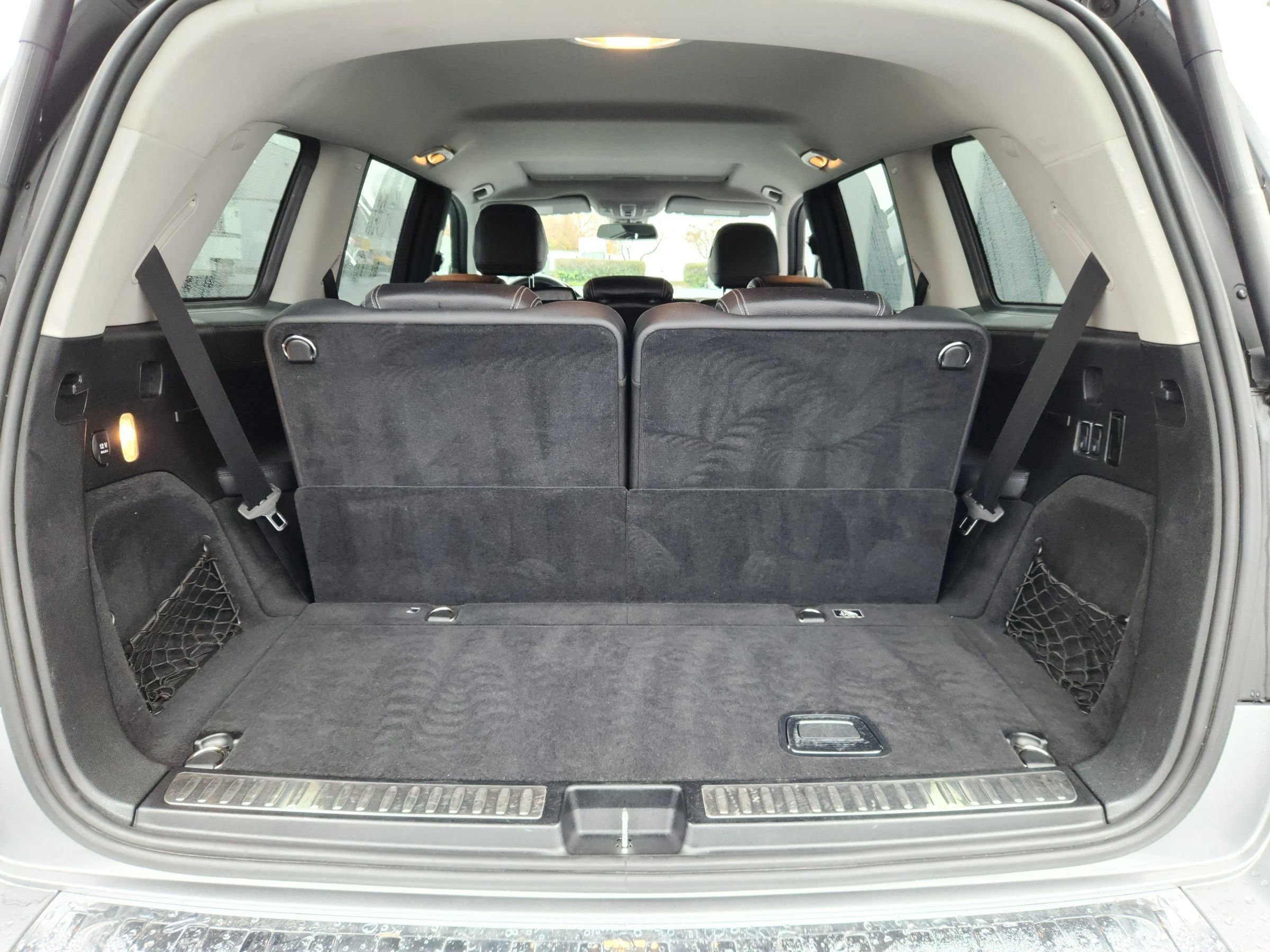 Used 2016 Mercedes-Benz GL 320 BlueTEC 4MATIC w/ Premium I Package image 20