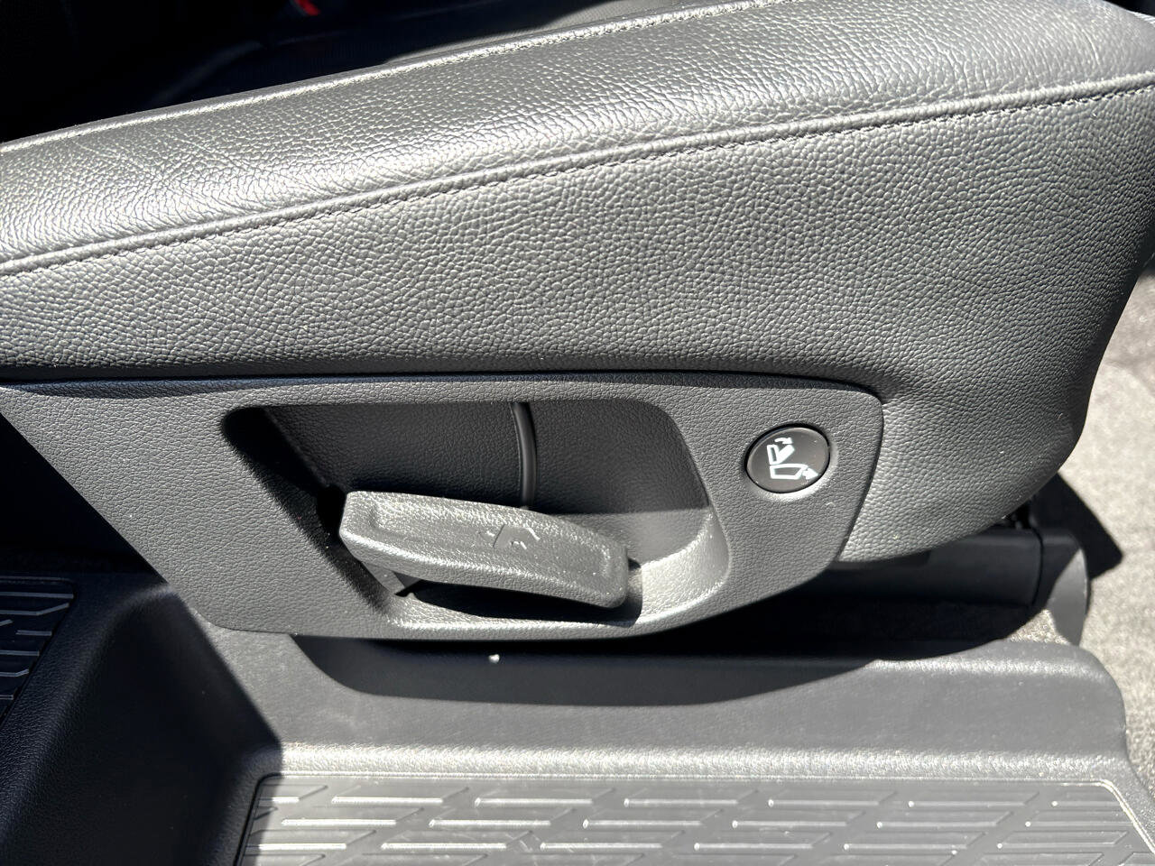 Used 2022 Hyundai Palisade SEL w/ 8P Bench Seat Package image 35