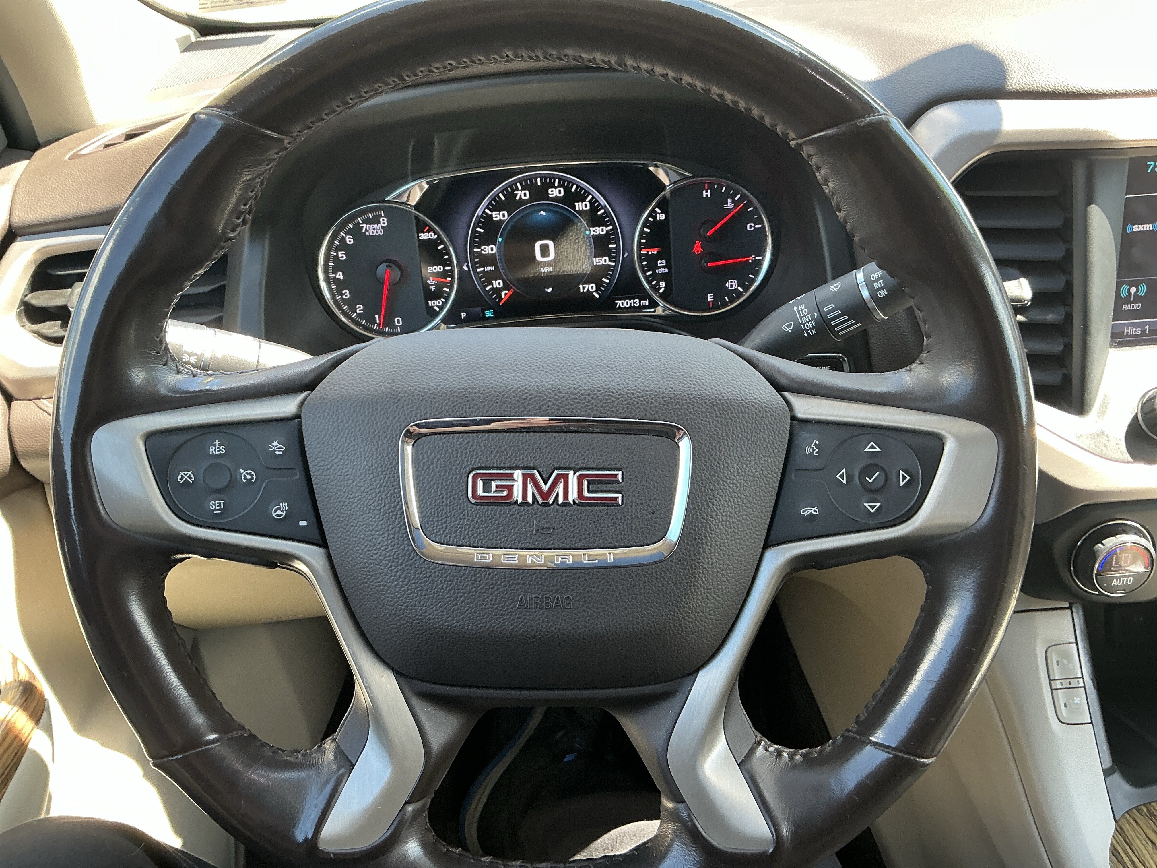 Used 2019 GMC Acadia Denali w/ Technology Package AWD/4WD image 16