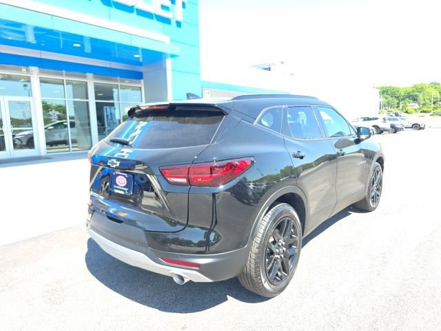 New 2026 Chevrolet Blazer LT w/ Sound & Technology Package AWD/4WD image 7
