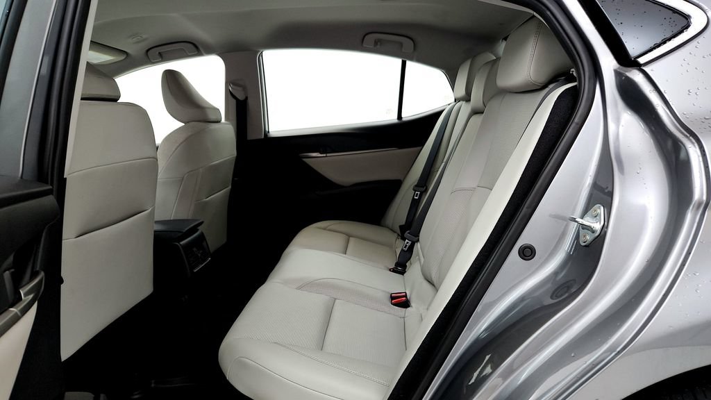 Certified 2025 Toyota Camry XLE AWD/4WD image 18