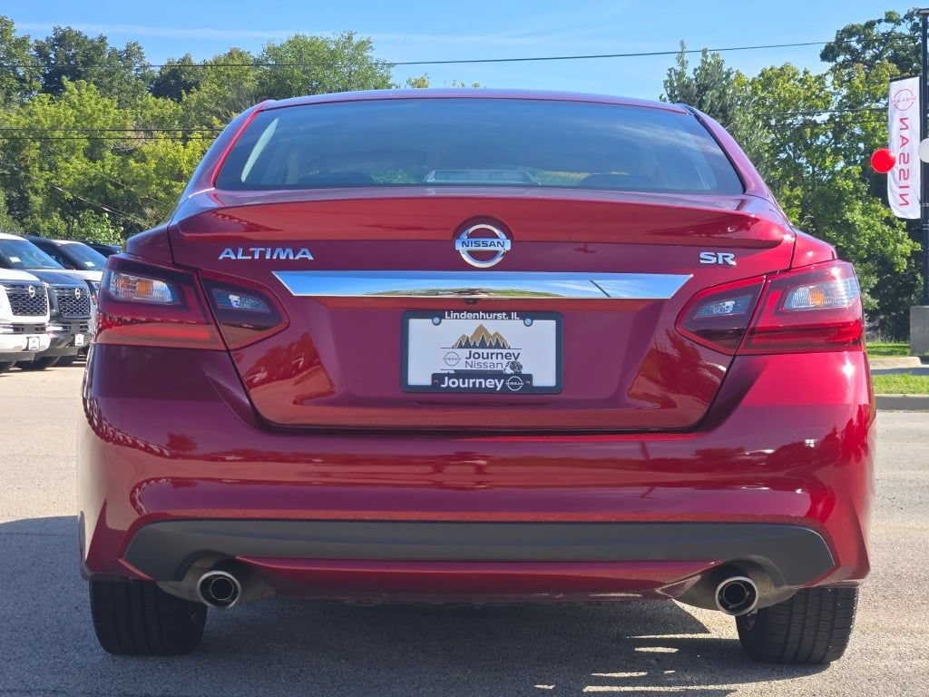 Used 2018 Nissan Altima 2.5 SR FWD image 14