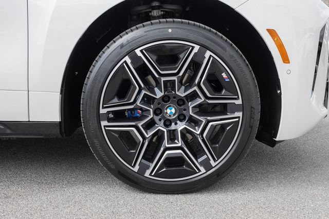 New 2026 BMW iX xDrive60 w/ M Sport Package AWD/4WD image 11
