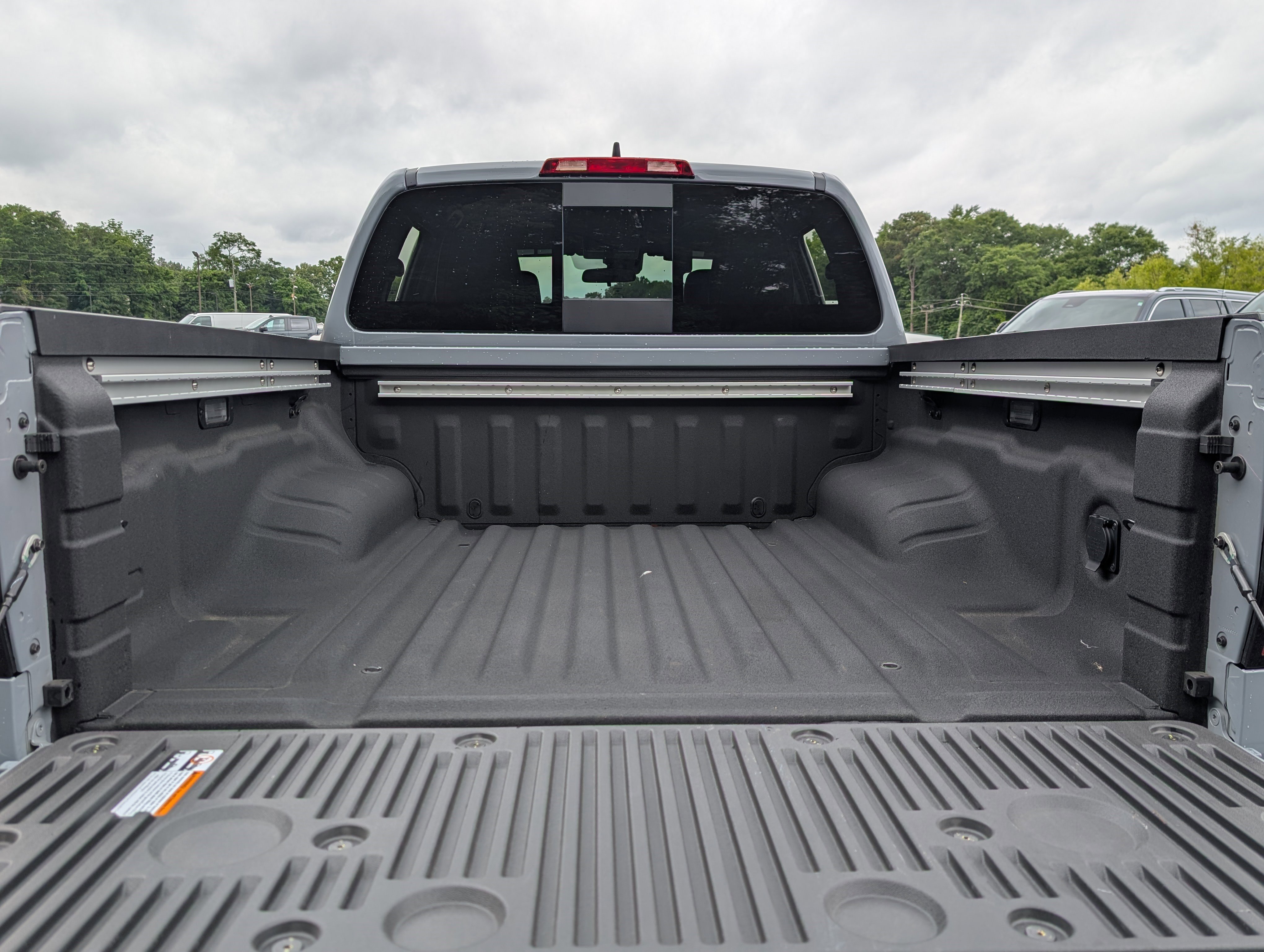 Used 2026 Nissan Frontier Pro-X w/ Pro-X Convenience Package RWD image 18